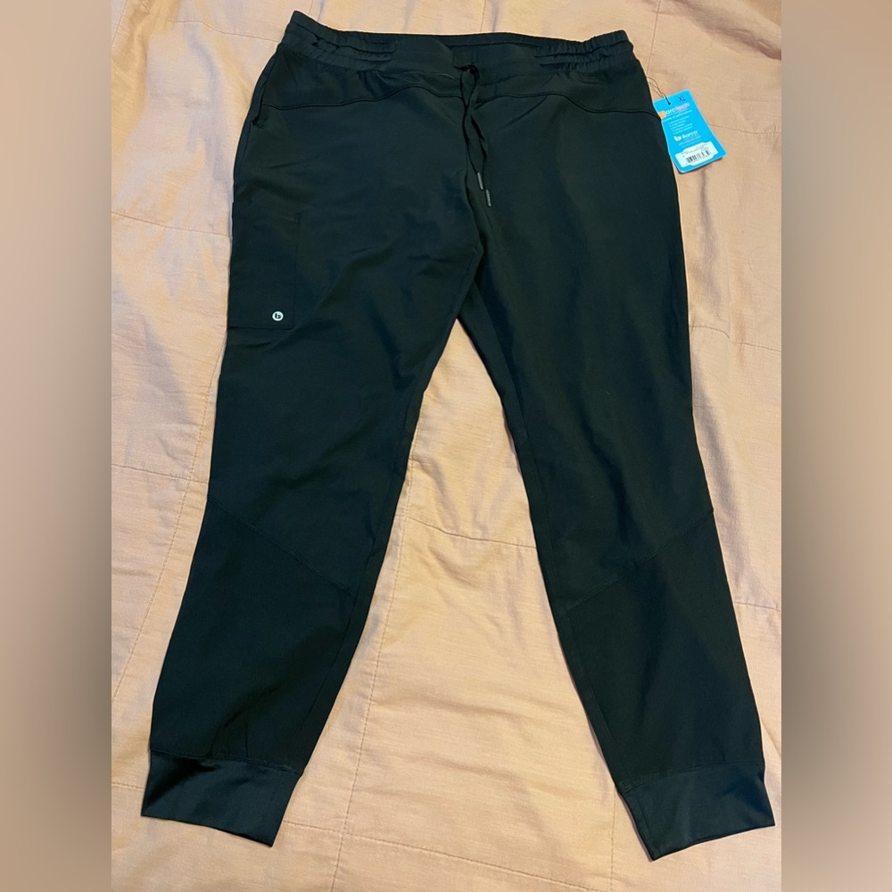 Women’s Barco cargo jogger scrub pants, size XL, NWT